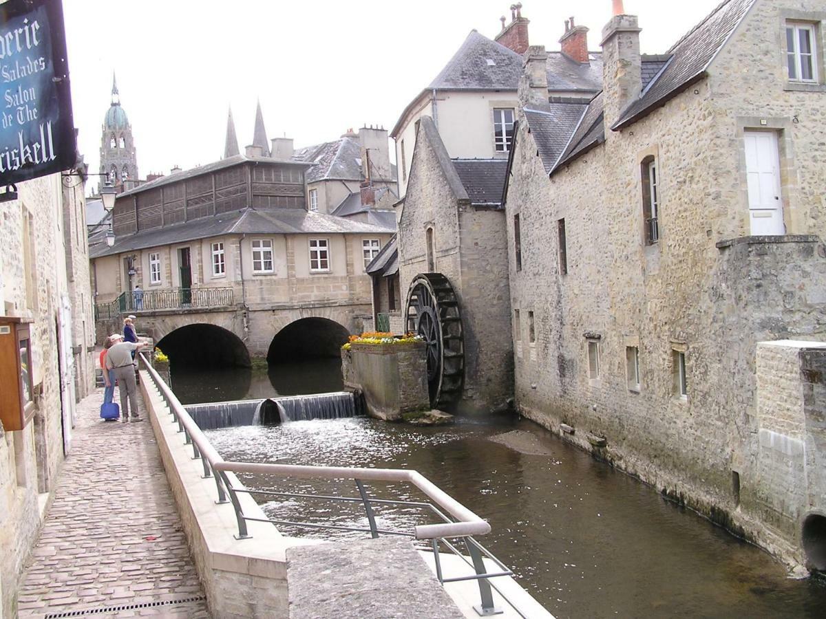 Le Chat Qui Veille Bayeux Exterior photo